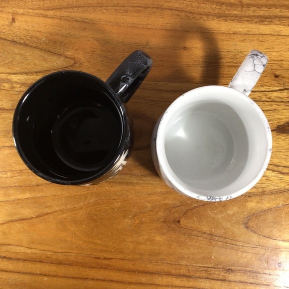 California Black and White Marble Look Embossed Ceramic Mugs - Set of 2 - Picture 7 of 9